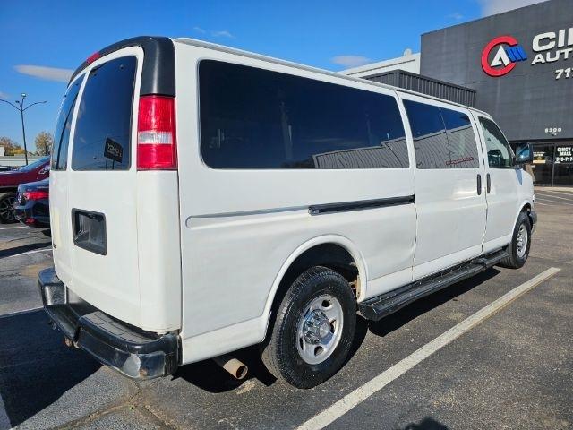 Chevrolet Express Passenger RWD 3500 155" LT 2019