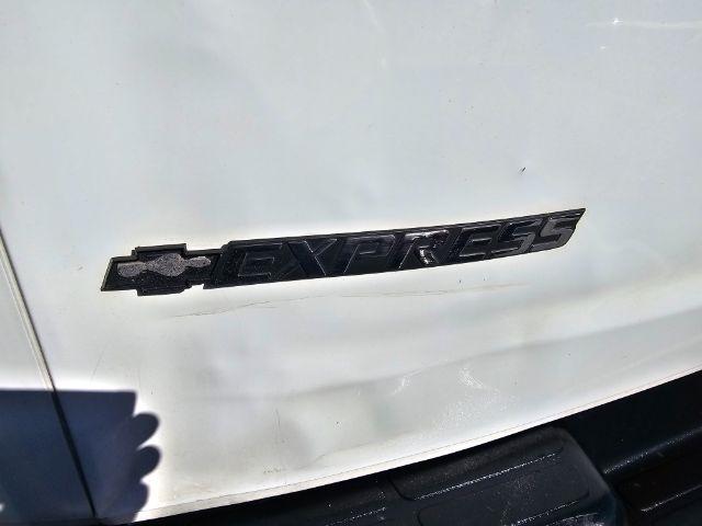 Chevrolet Express Passenger RWD 3500 155" LT 2019
