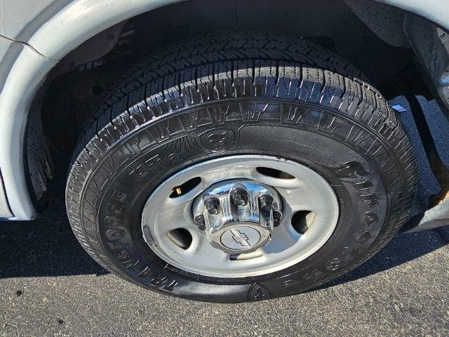 Chevrolet Express Passenger RWD 3500 155" LT 2019