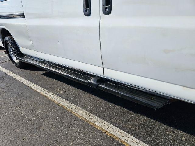 Chevrolet Express Passenger RWD 3500 155" LT 2019