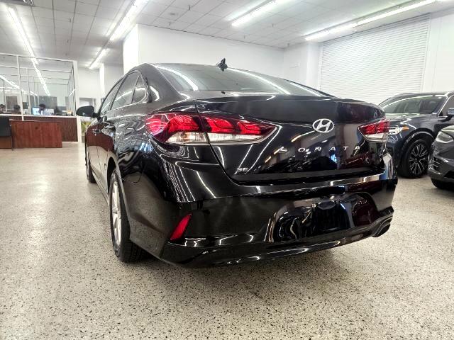 2018 Hyundai Sonata SE photo 3