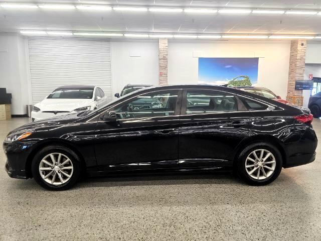 2018 Hyundai Sonata SE photo 4