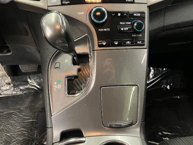 Toyota Venza 4dr Wgn V6 AWD Limited (Natl) 2015