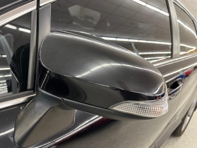 Toyota Venza 4dr Wgn V6 AWD Limited (Natl) 2015