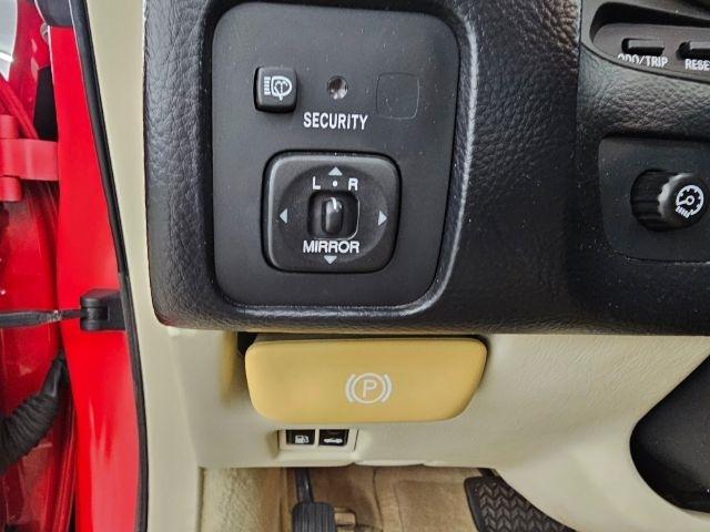 Lexus SC 430 2dr Convertible 2004