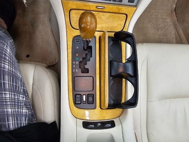 Lexus SC 430 2dr Convertible 2004