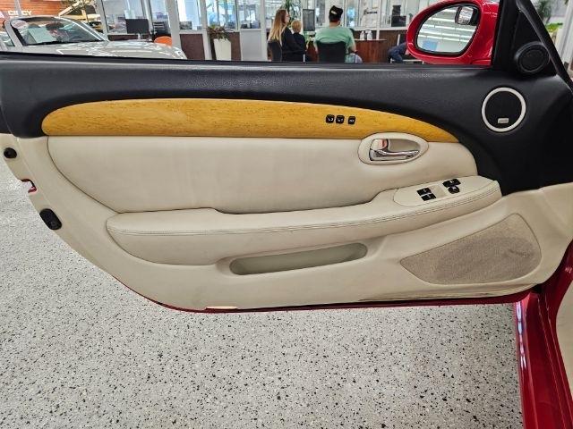 Lexus SC 430 2dr Convertible 2004