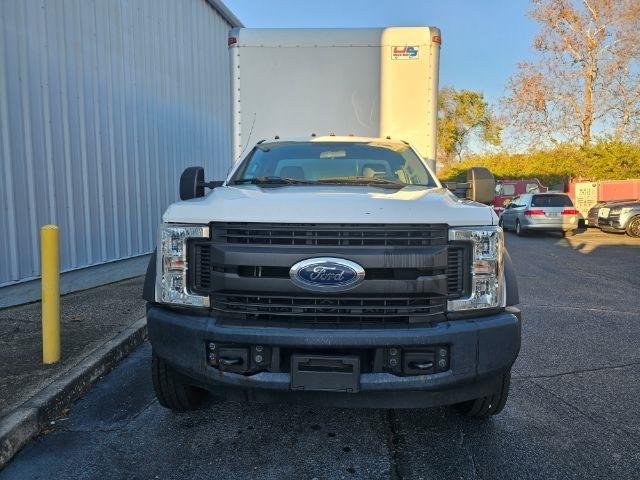 Ford Super Duty F-550 DRW XLT 2WD Reg Cab 145" WB 60" CA 2018