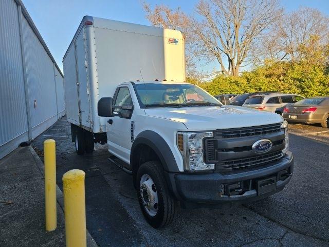 Ford Super Duty F-550 DRW XLT 2WD Reg Cab 145" WB 60" CA 2018