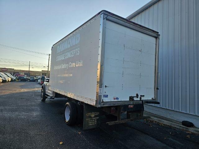 Ford Super Duty F-550 DRW XLT 2WD Reg Cab 145" WB 60" CA 2018