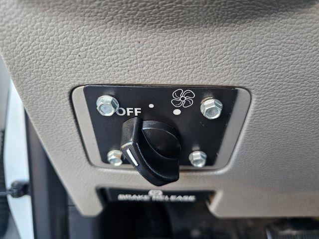 Ford Super Duty F-550 DRW XLT 2WD Reg Cab 145" WB 60" CA 2018