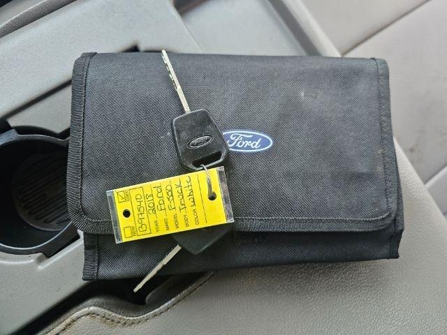 Ford Super Duty F-550 DRW XLT 2WD Reg Cab 145" WB 60" CA 2018