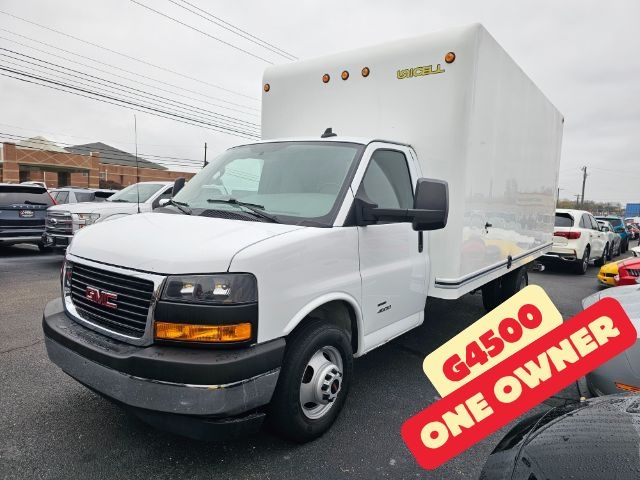 2022 GMC Savana Commercial Cutaway 4500 Van 177"