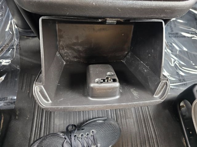 GMC Savana Commercial Cutaway 4500 Van 177" 2022