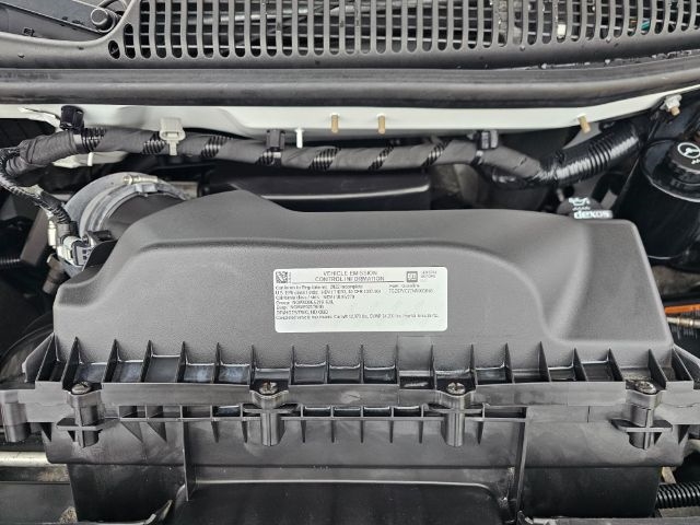 GMC Savana Commercial Cutaway 4500 Van 177" 2022