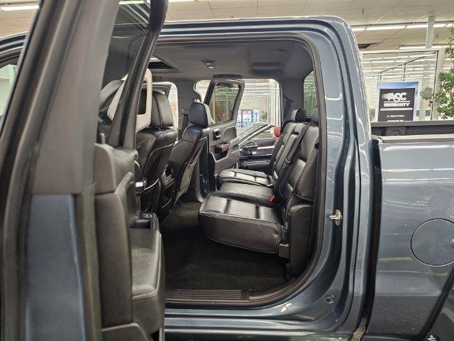 GMC Sierra 1500 4WD Crew Cab 143.5" SLT 2014