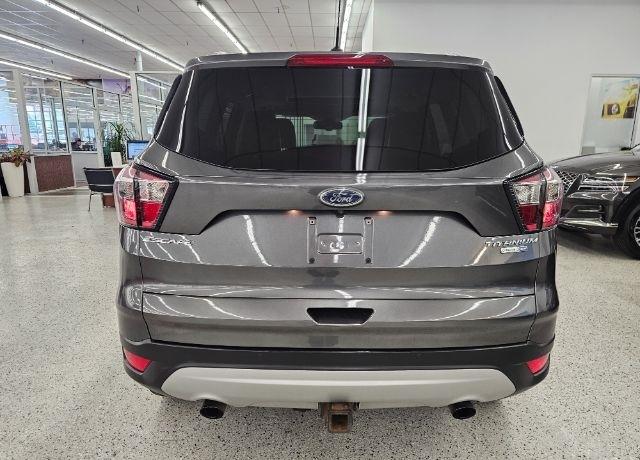 Ford Escape Titanium 4WD 2017
