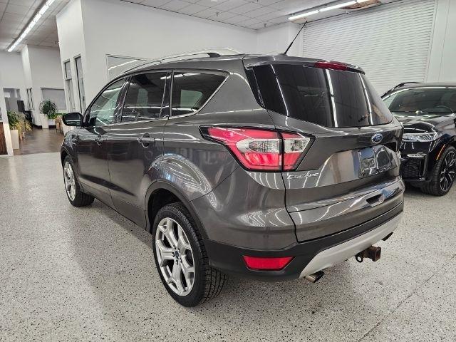 Ford Escape Titanium 4WD 2017