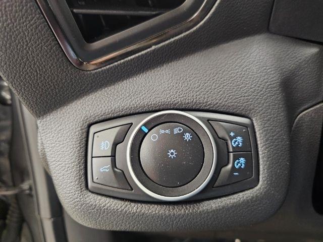 Ford Escape Titanium 4WD 2017