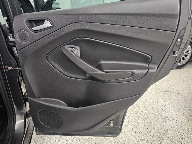 Ford Escape Titanium 4WD 2017