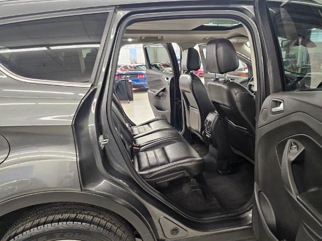 Ford Escape Titanium 4WD 2017