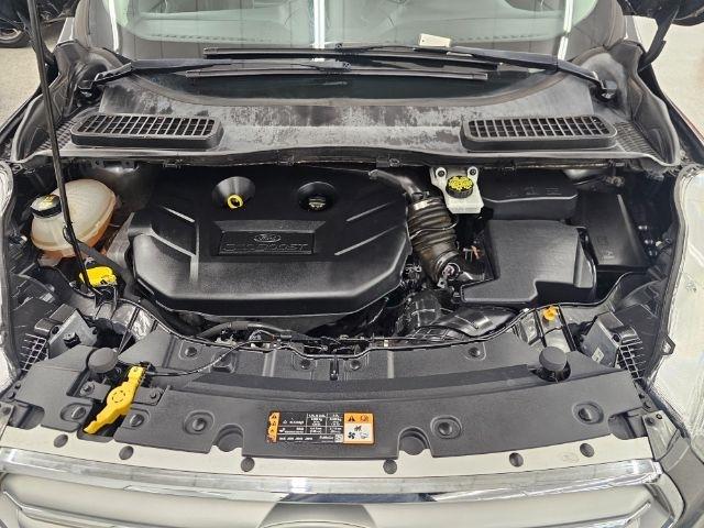 Ford Escape Titanium 4WD 2017