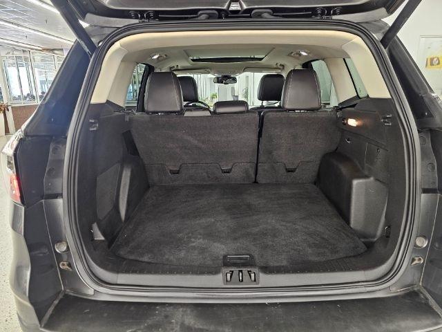 Ford Escape Titanium 4WD 2017