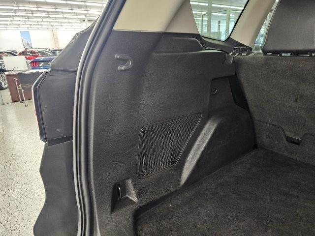 Ford Escape Titanium 4WD 2017