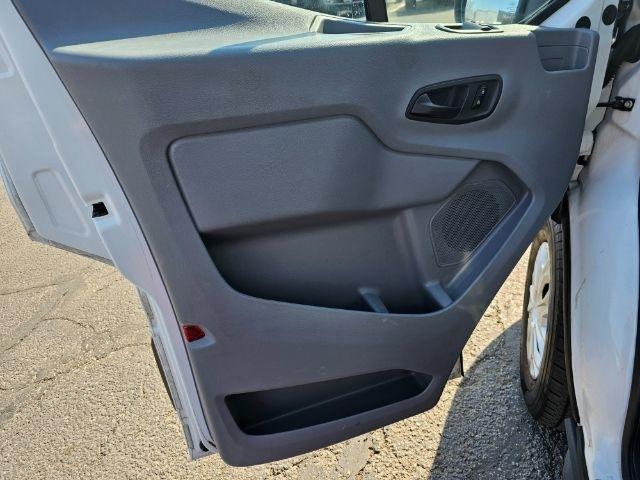 Ford Transit Passenger Wagon T-350 148" Med Roof XLT Sliding RH Dr 2018