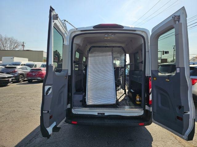 Ford Transit Passenger Wagon T-350 148" Med Roof XLT Sliding RH Dr 2018