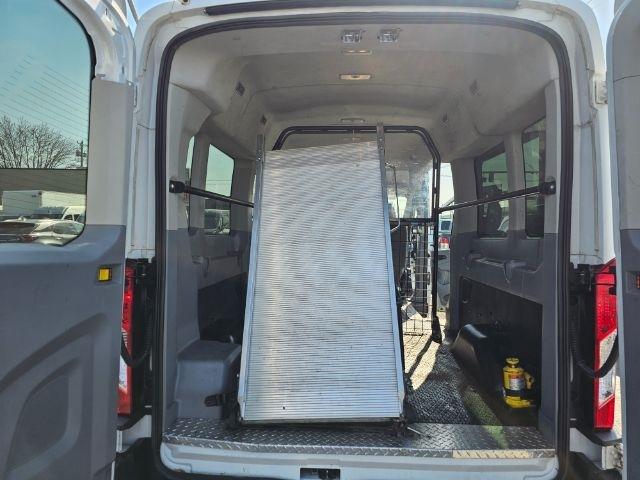 Ford Transit Passenger Wagon T-350 148" Med Roof XLT Sliding RH Dr 2018