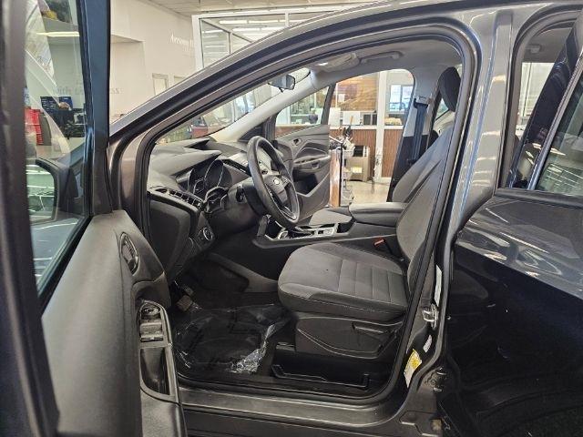 2019 Ford Escape S - Photo 7