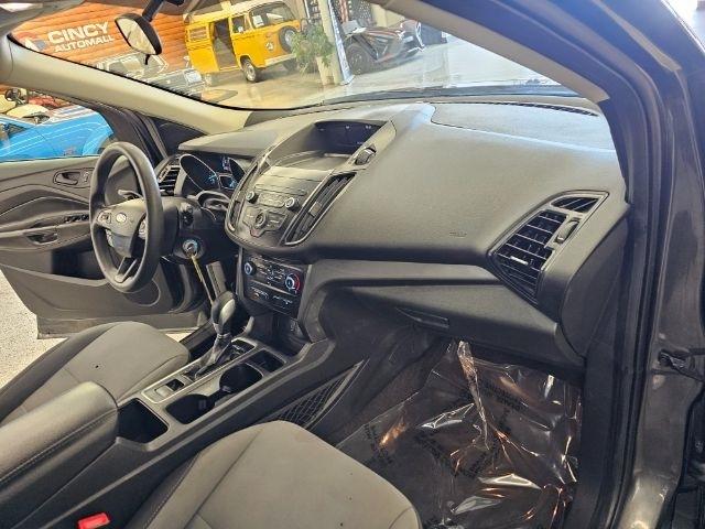 2019 Ford Escape S - Photo 12