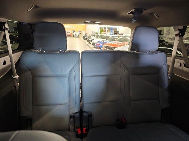 GMC Yukon XL 2WD 4dr SLT 2021