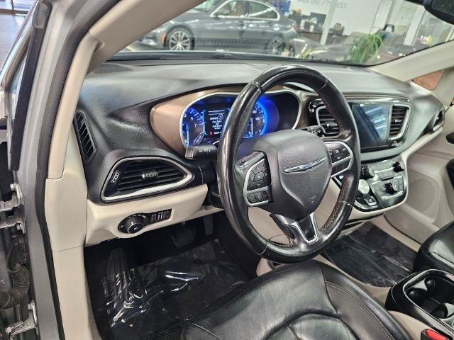 Chrysler Pacifica Touring-L FWD 2017