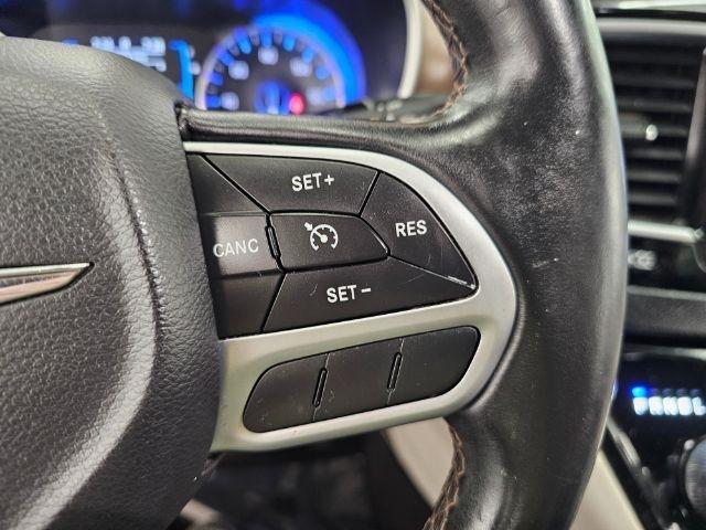 Chrysler Pacifica Touring-L FWD 2017