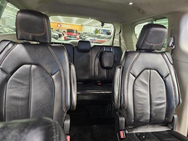 Chrysler Pacifica Touring-L FWD 2017