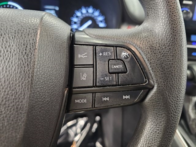 Toyota Sienna LE AWD 8-Passenger (Natl) 2022