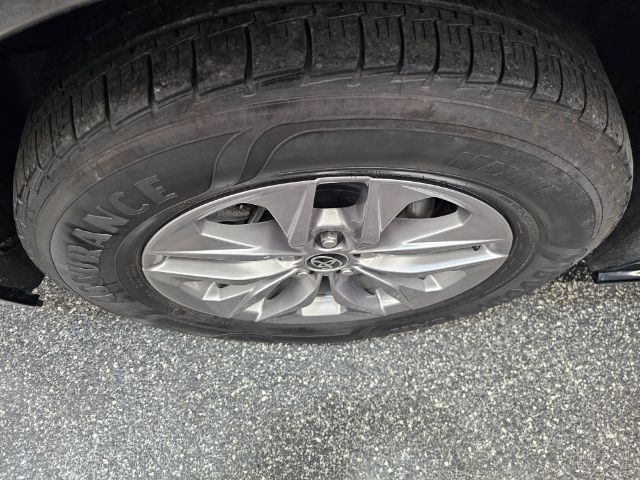 Toyota Sienna LE AWD 8-Passenger (Natl) 2022