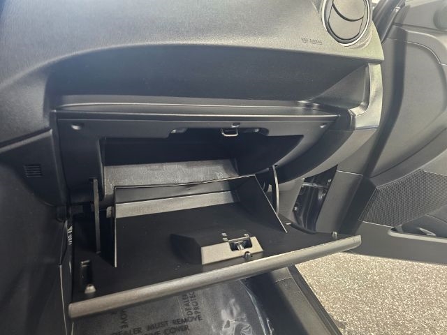 Mazda MAZDA5 4dr Wgn Auto Sport 2015