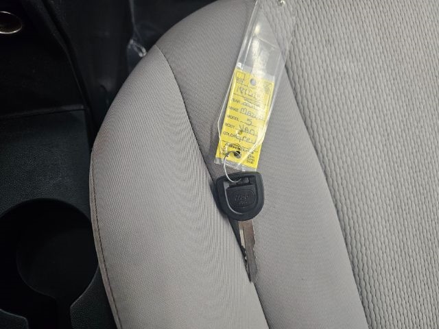 Mazda MAZDA5 4dr Wgn Auto Sport 2015