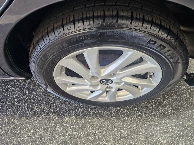 Mazda MAZDA5 4dr Wgn Auto Sport 2015