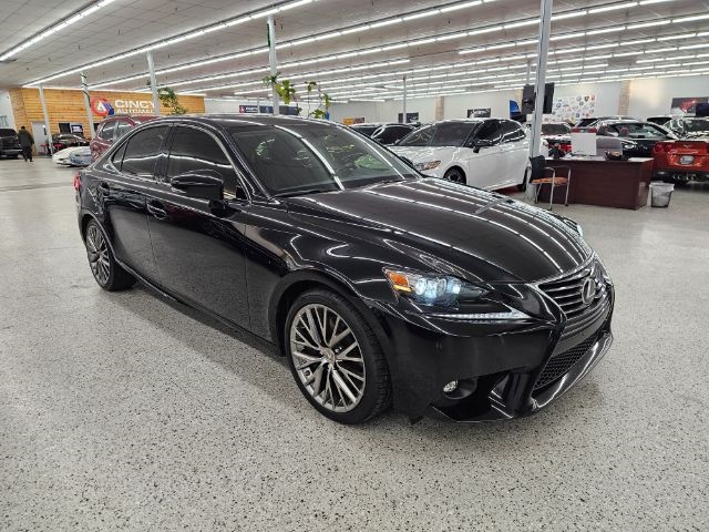 Lexus IS 300 4dr Sdn AWD 2016