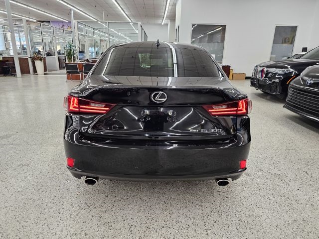 Lexus IS 300 4dr Sdn AWD 2016