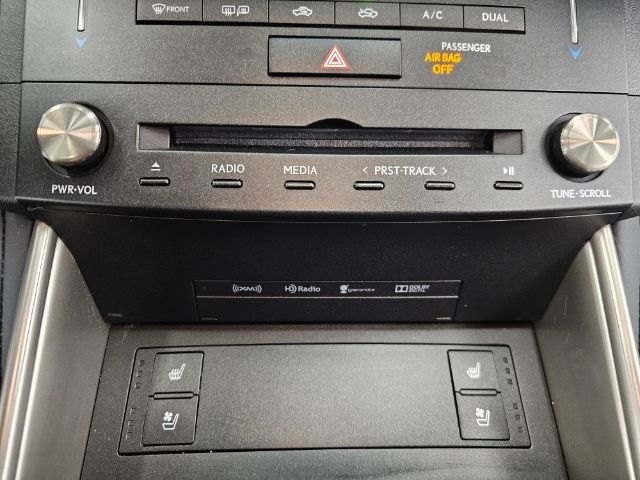 Lexus IS 300 4dr Sdn AWD 2016