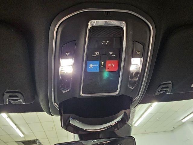 Jeep Wagoneer L Series II 4x4 2023