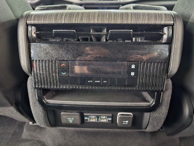 Jeep Wagoneer L Series II 4x4 2023