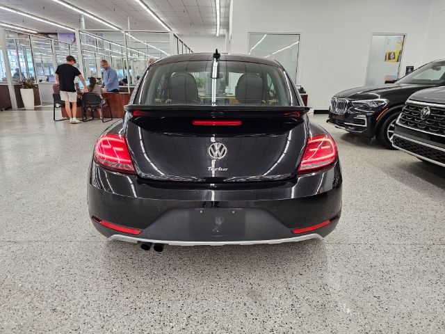 Volkswagen Beetle Coupe 2dr Auto 1.8T Dune 2016