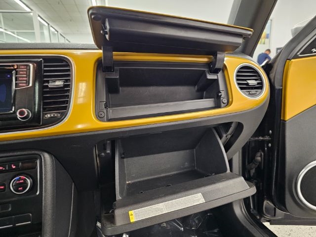 Volkswagen Beetle Coupe 2dr Auto 1.8T Dune 2016