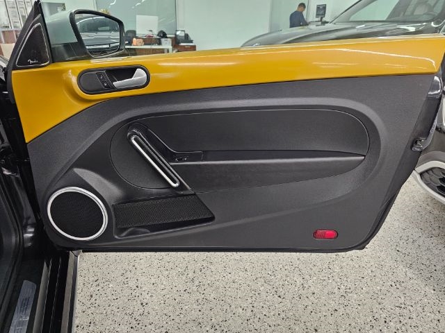 Volkswagen Beetle Coupe 2dr Auto 1.8T Dune 2016